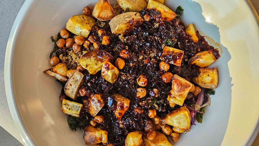 Spicy Harvest Bowl with Quinoa and Chickpeas