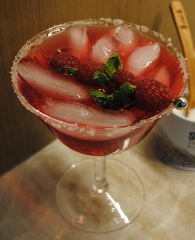 Cranberry Raspberry Spritz Mocktail – SIMPLi