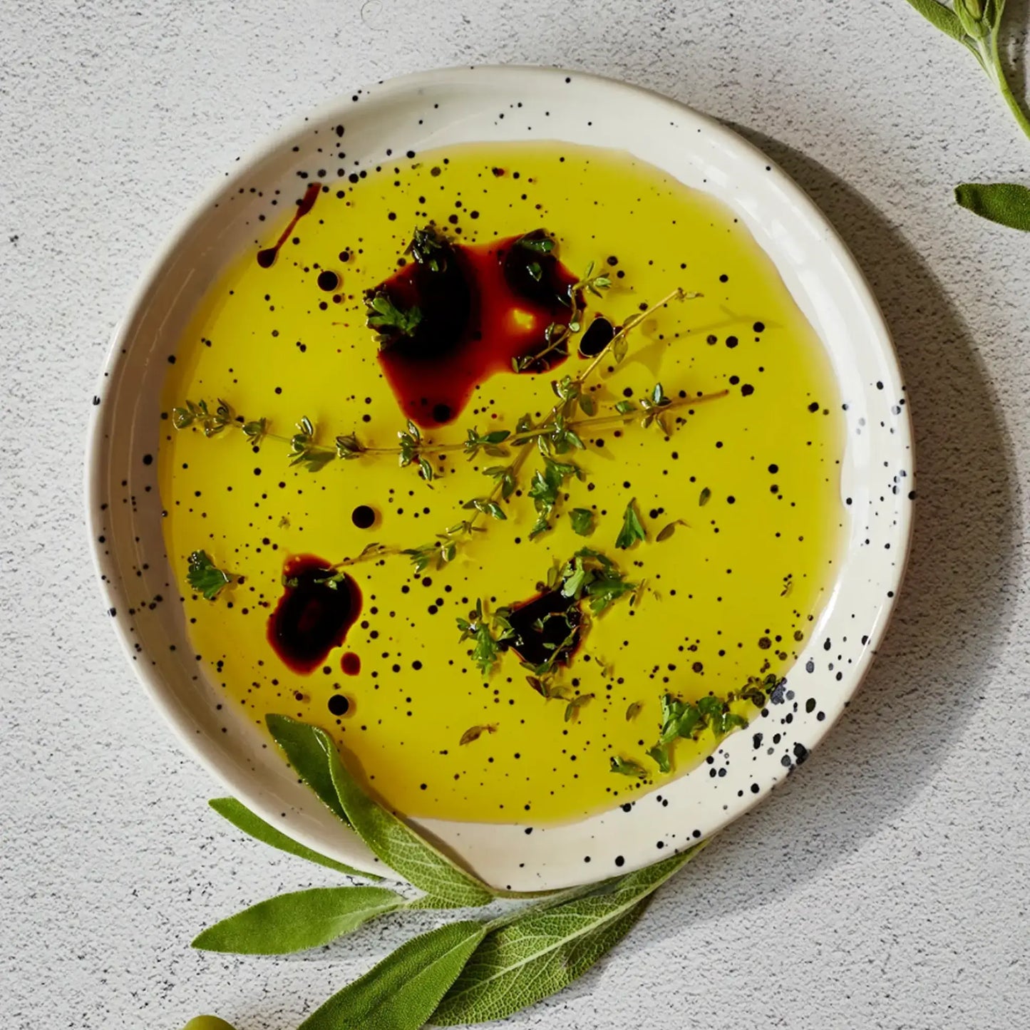 SIMPLi EXTRA VIRGIN OLIVE OIL